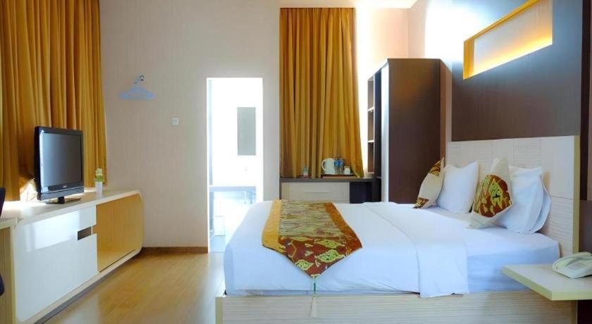 Lotus Hotel Subang Exterior photo